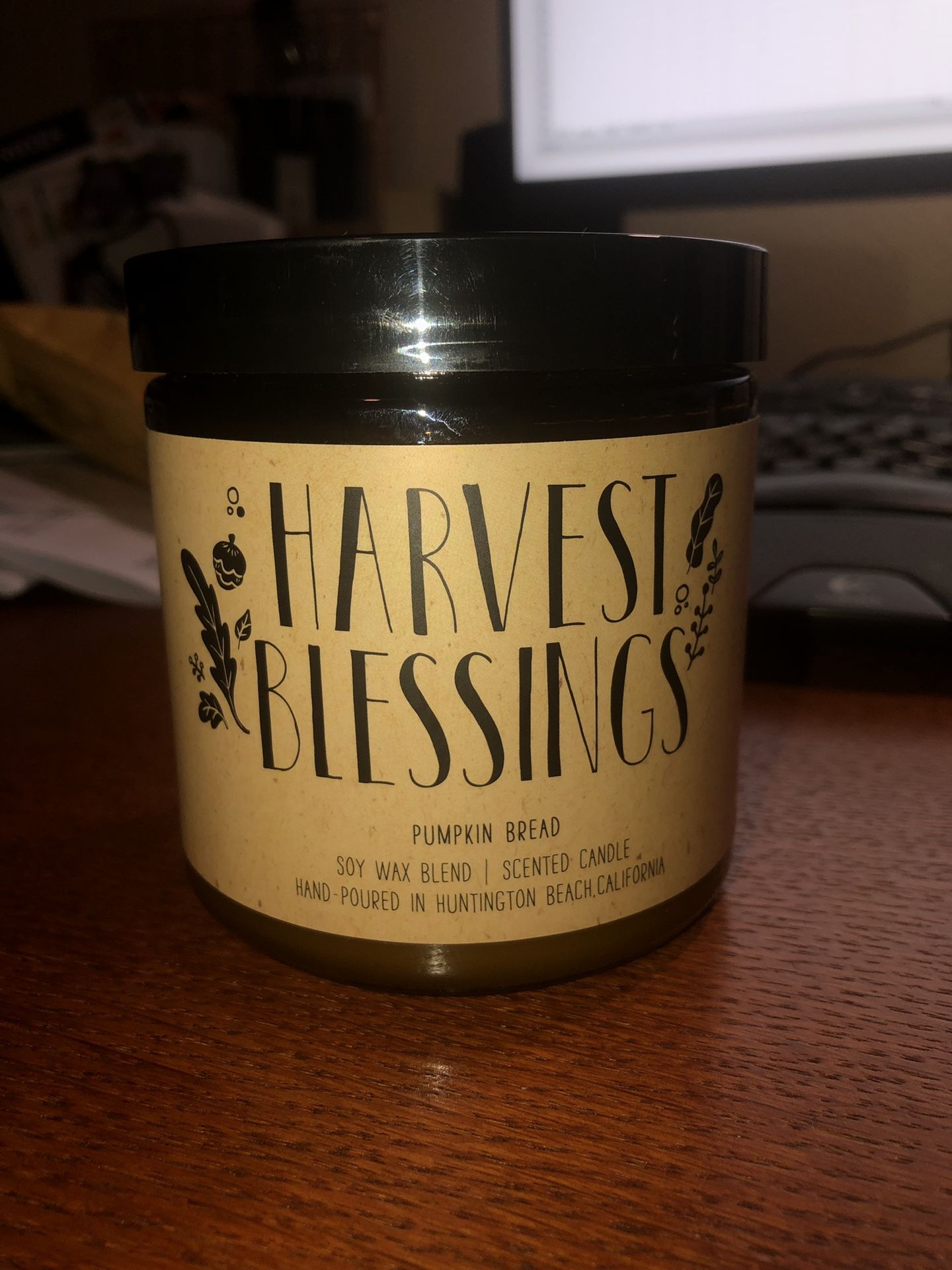 Soy Harvest Blessings, pumpkin bread candle