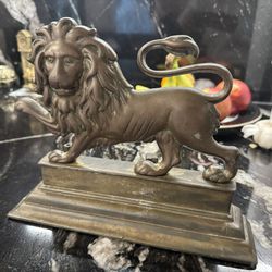 Beautiful Antique Rare Lions Bronze 