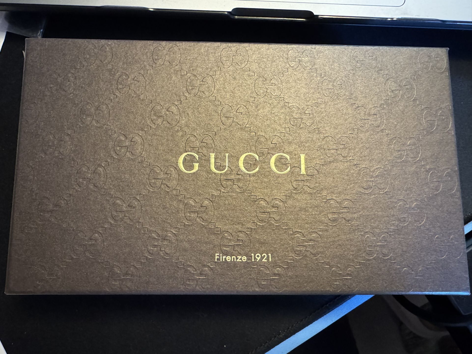 Gucci White Leather Continental Long Wallet With Horsebit And Web Details. - Like New