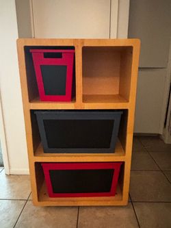 Bookshelf and storage for kids