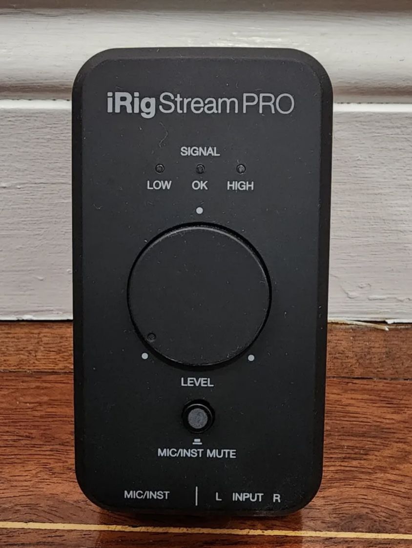 iRig Stream Pro