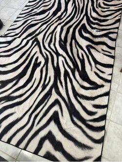 6x9 Washable Zebra Print Area Rug - Black & White, Low Pile, Non-Slip
