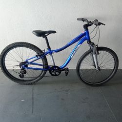 BICYCLE SPECIALIZED 7 SPEED BRAND NEW 