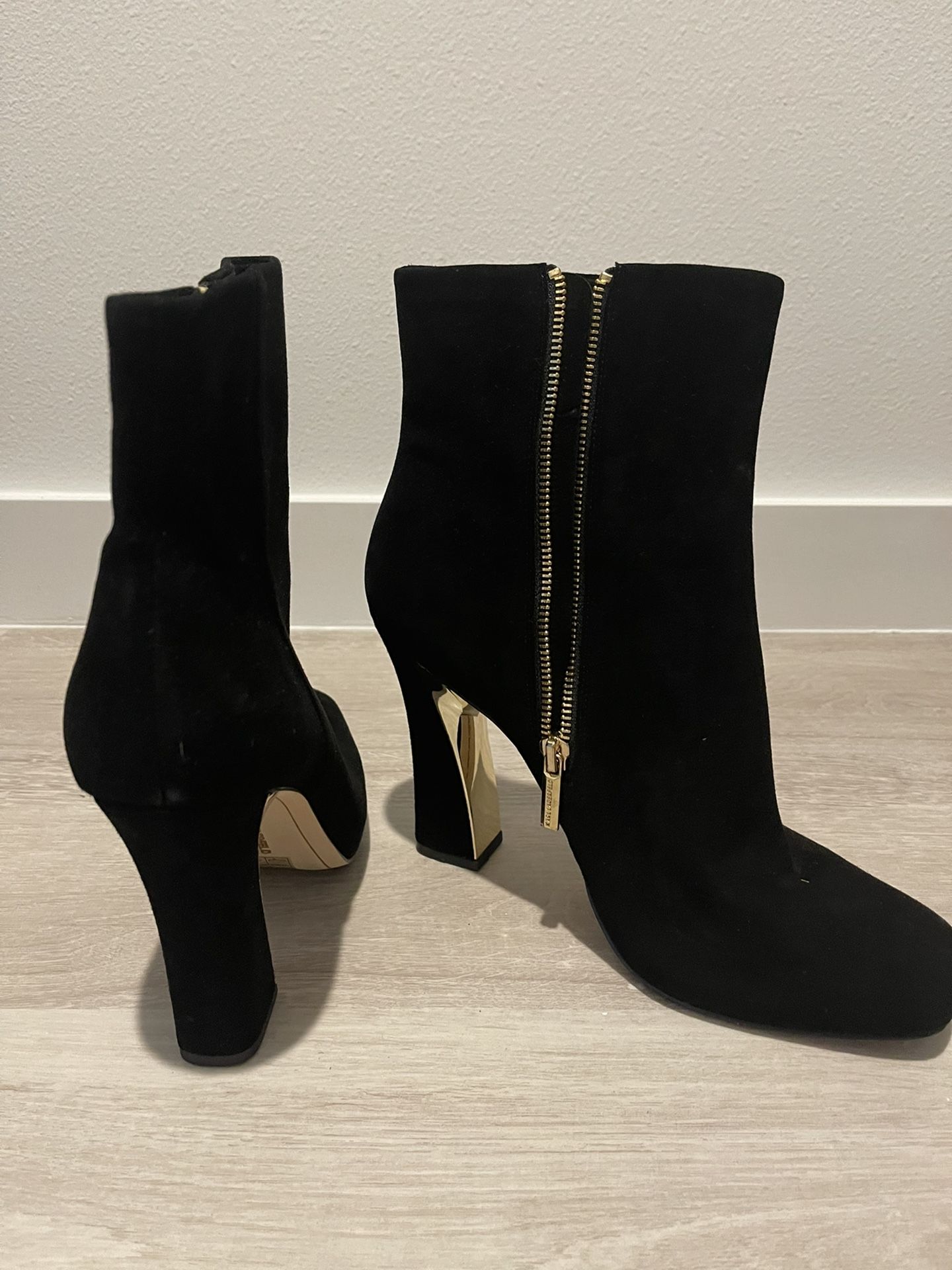 Karl Lagerfeld Black Suede Booties