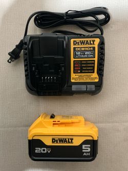 DEWALT. 20V MAX Lithium Ion 5.0Ah Starter  Kit.