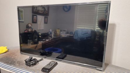 32"  VIZIO, D SERIES