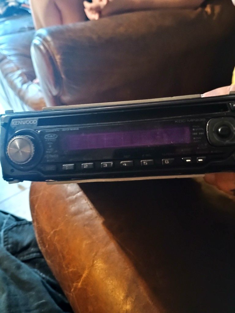 Kenwood Radio