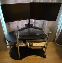LG 24 inch HDMI Monitors & Desk