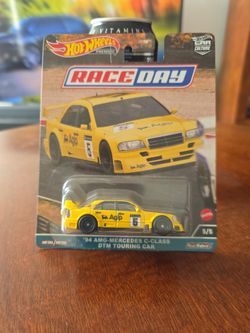 Hotwheels Premium Raceday 2022
