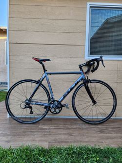 FUJI ROUBAIX 3.0 ROAD BIKE | LIGHTWEIGHT  & FAST