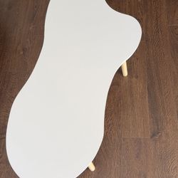 White Kidney Bean Coffee Table