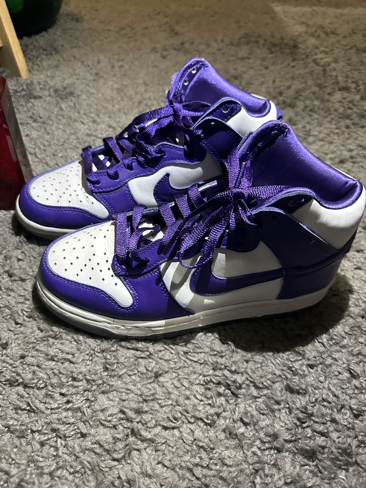 nike varsity purple