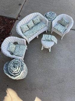 White Wicker doll set with cushions and extra fabric