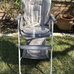 Graco Grey High Chair w/ Utensil Pattern