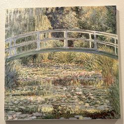 Bridge Over a Pond of Water Lilies 