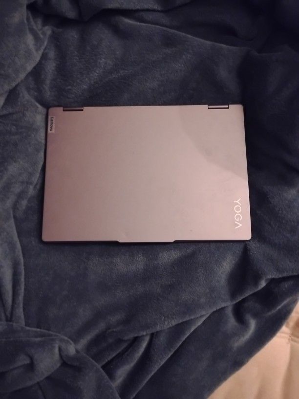 Lenovo Yoga 7 (Needs Screen Replaced)