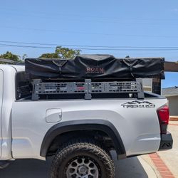 Roam XL tent and Cali Raised LED rack 