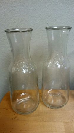 2 Glass Water or Wine Carafe - 1 Liter