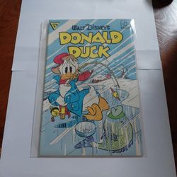 WALT DISNEY COMICS 