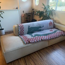 8’’ Beige Couch