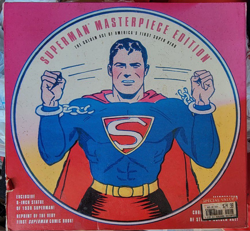 Superman Masterpiece Edition 8" Statue & Books
