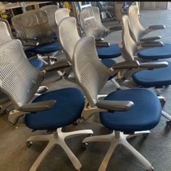 Knoll Generation Office Chairs 