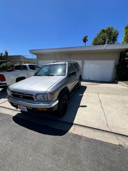 2000 Nissan Pathfinder
