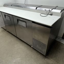 Restaurant Prepping Counter 