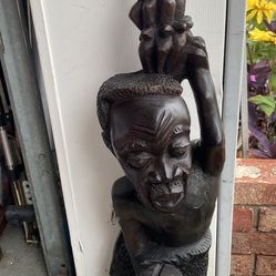 Statue