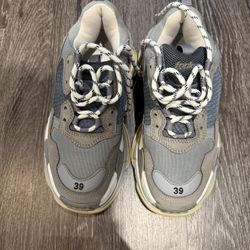 Balenciaga Triple S Grey