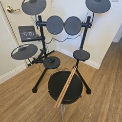 Yamaha DTX Electric Drum Set
