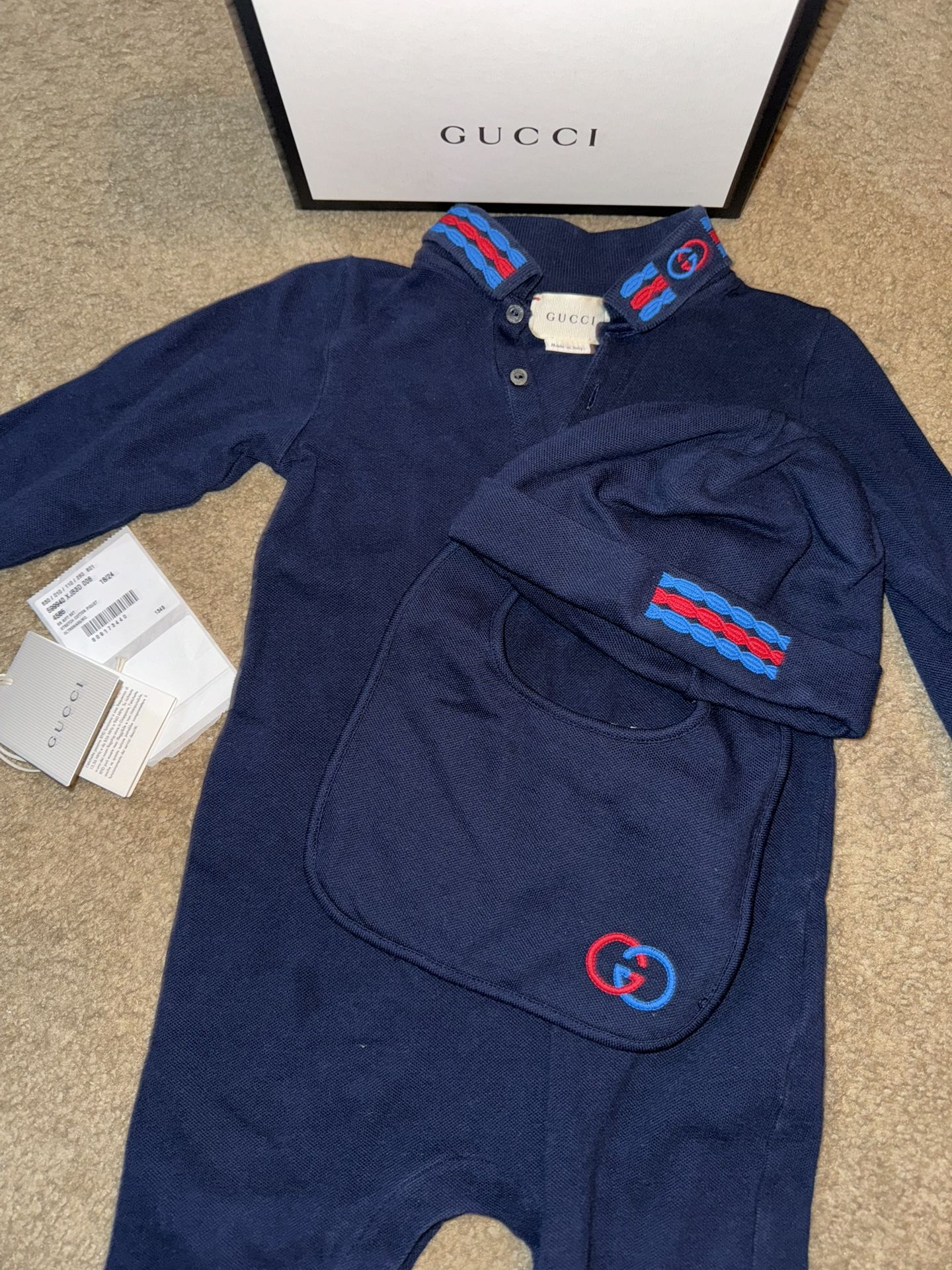 Authentic 3 Piece Gucci Set 