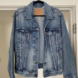 Levi’s Men’s Denim Jacket 