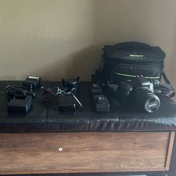 Canon Rebel T6i (with Attachments and Bag )
