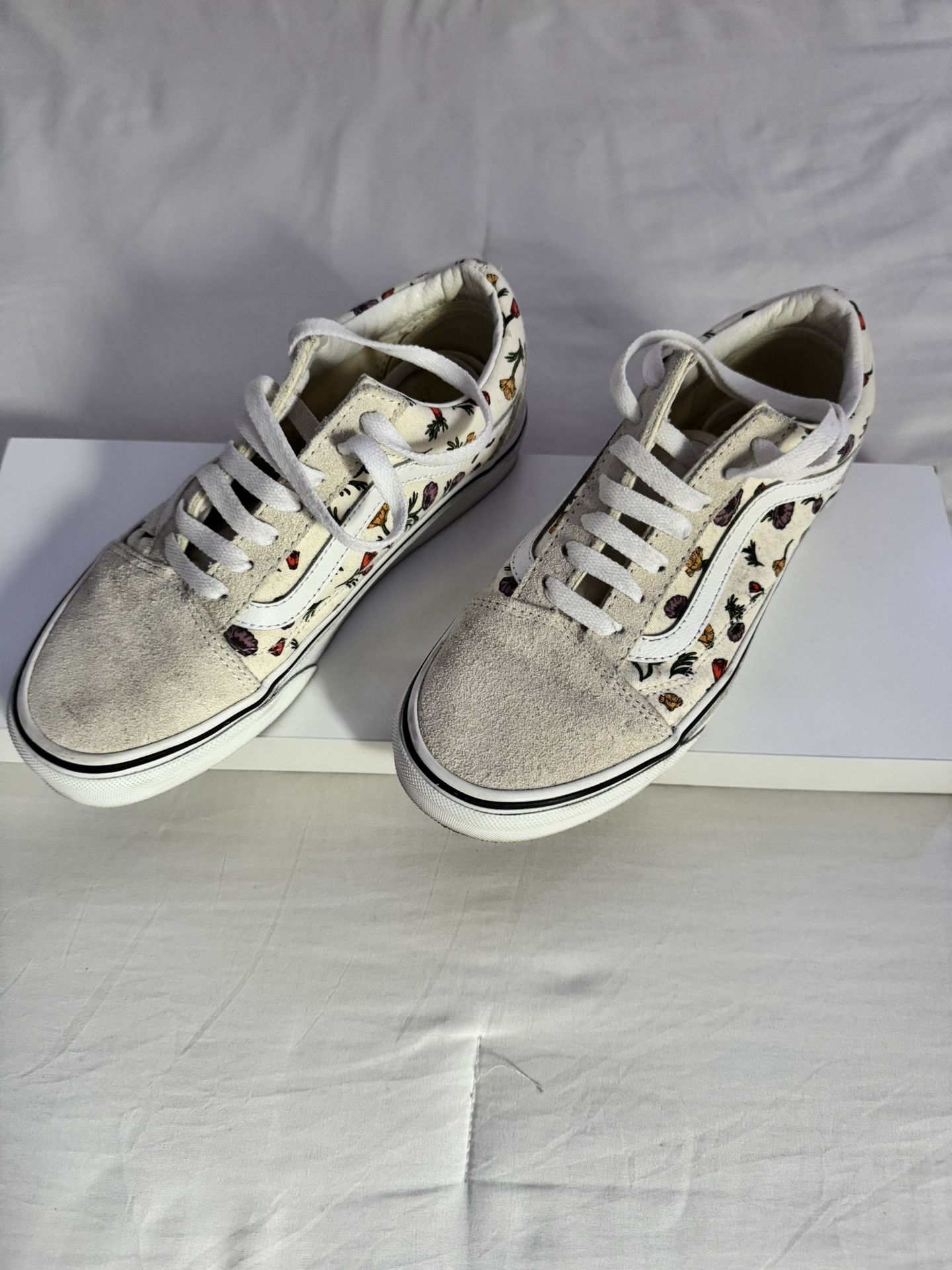 Vans size 7w