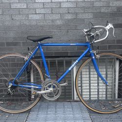 Giant Road Bike Ready To Ride 