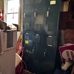 Personal Lockers 