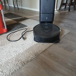 Roomba I7 Robot Vacuum