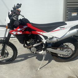 ONLY 960 MILES Street Legal Plated 2011 Husqvarna TE310 Only 960 miles