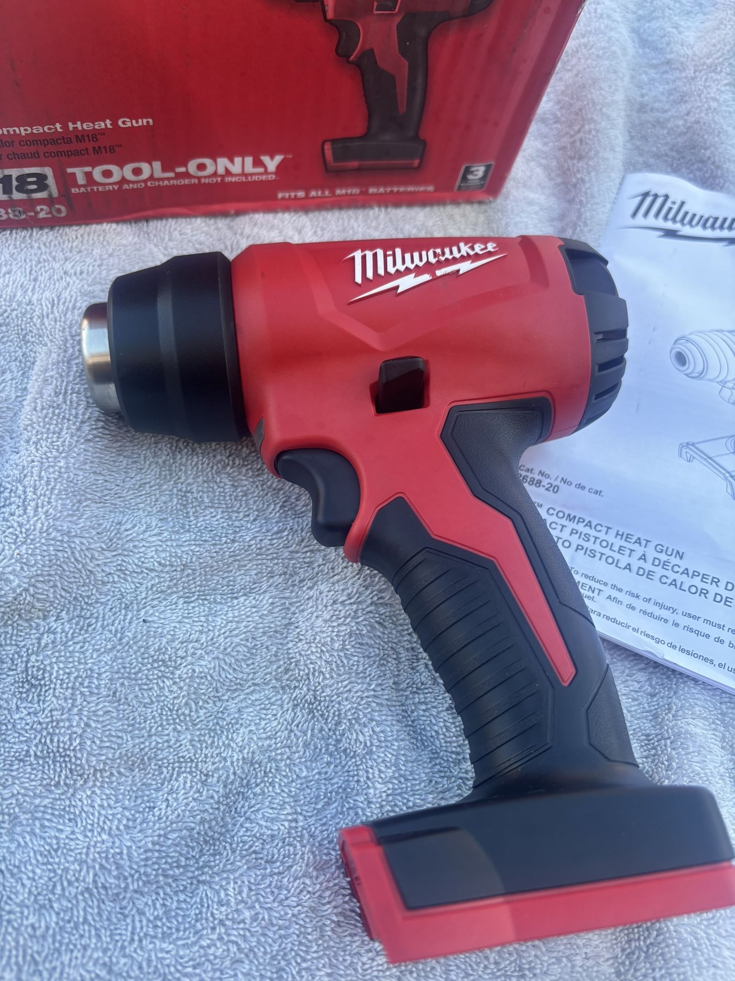 Milwaukee M18 -18 Volt Cordless Compact Heat gun Tool Only brand New