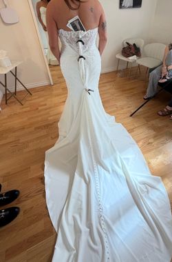 ✨ BRAND NEW EDDY K “KENDRA” WEDDING DRESS – SIZE 18W – IVORY ✨