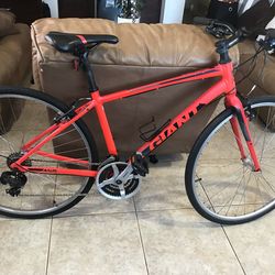 Giant  escape 3     21 velocidades