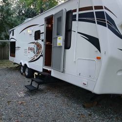 2012 Jayco Eagle Travel Trailer