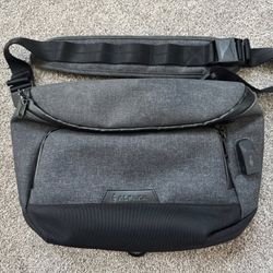 ALPAKA Bravo Sling Max, 10L RFID-Blocking Sling Laptop Bag for Men with Maglockz