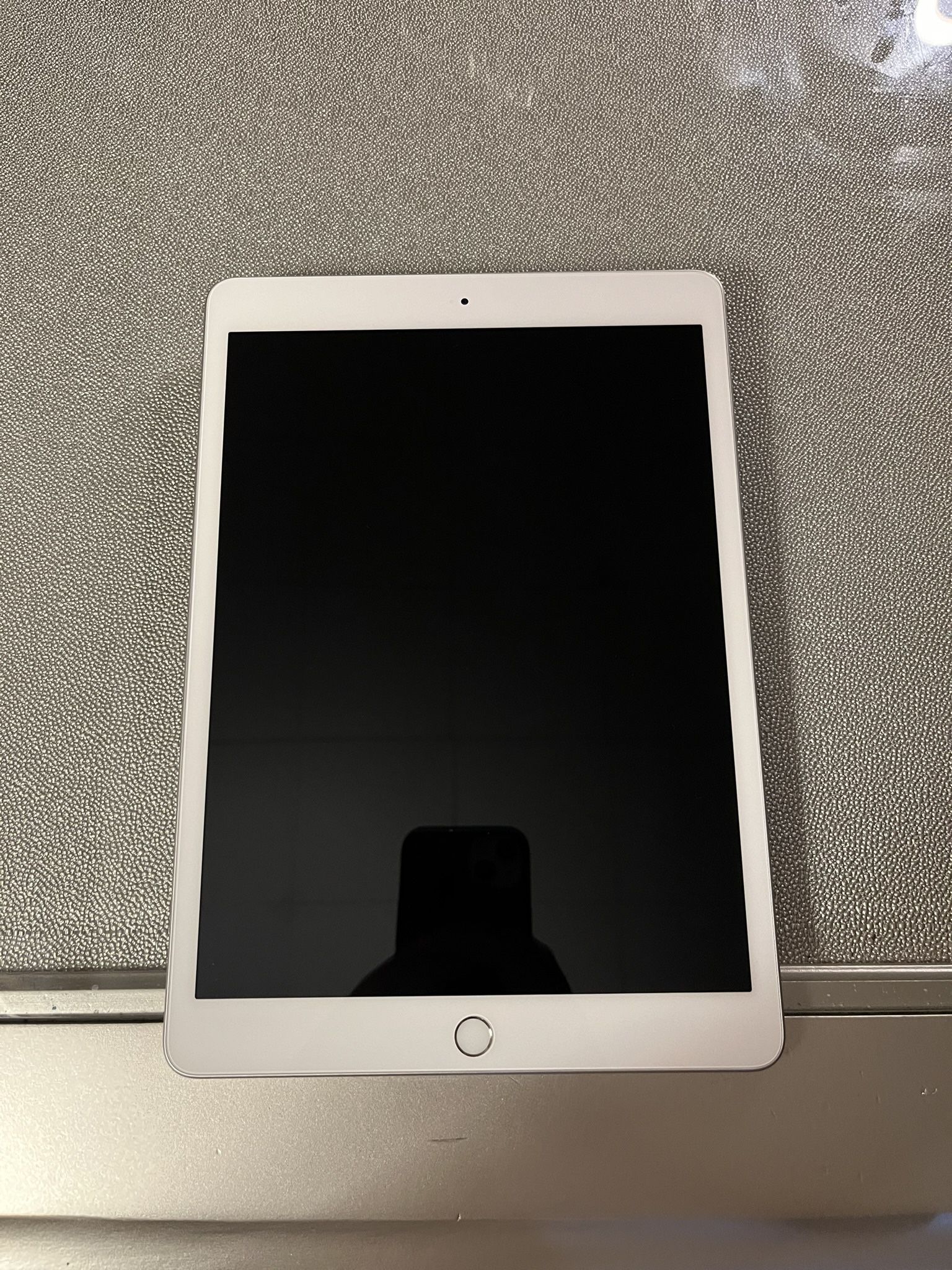 iPad Gen 7