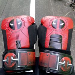 Deadpool Hayabusa Authentic Boxing Gloves. New. 12oz