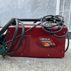 Lincoln Electric Weld Pack HD Feed Welder 
