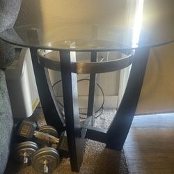 Round Tempered Glass End Tables Set Of 2 $40