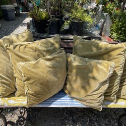 6 Cushions Good Condition For Couch, Patio Set