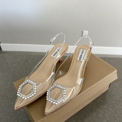 STEVE MADDEN Lora Pump Heels Size 8 